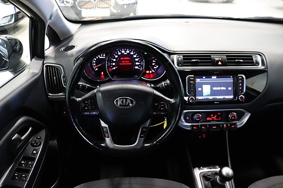 Kia Rio 11 of 19