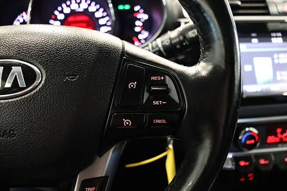 Kia Rio 14 of 19