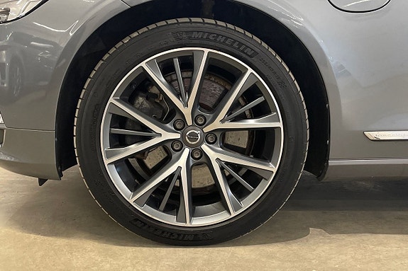 Volvo V90 7 of 28