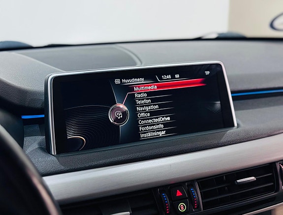 BMW X5 13 of 22