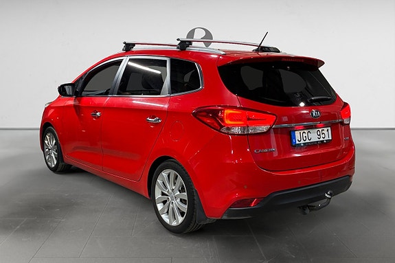 Kia Carens 5 of 17