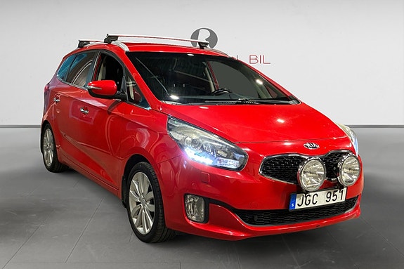 Kia Carens 9 of 17