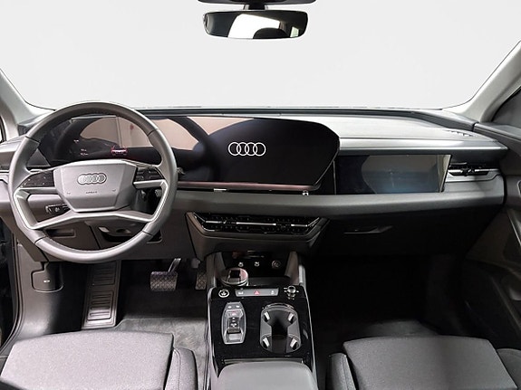 Audi Q6 e-tron 8 of 12