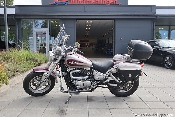 Suzuki VZ 800 Marauder 53hk Väskor Renoveringsobjekt se utrustning