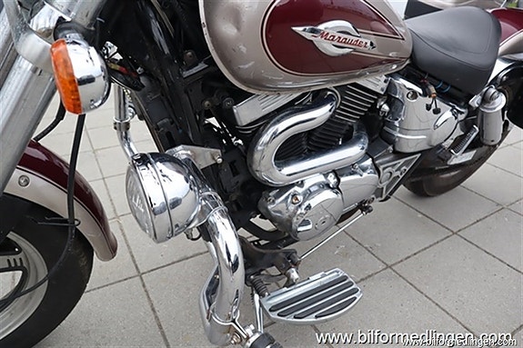Suzuki VZ 800 Marauder 53hk Väskor Renoveringsobjekt se utrustning 15 of 18