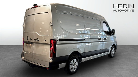 Renault Master 2 of 12