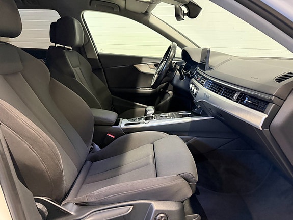 Audi A4 12 of 19