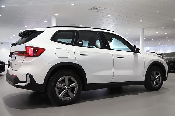 BMW X1 6 of 13