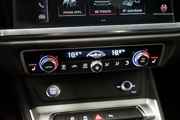 Audi Q3 18 of 21