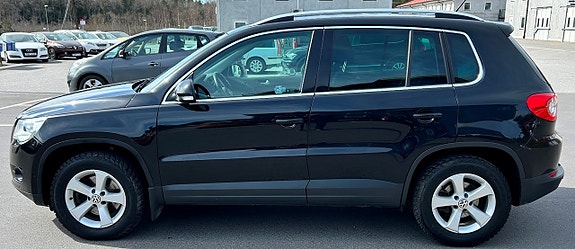 Volkswagen Tiguan 4 of 5