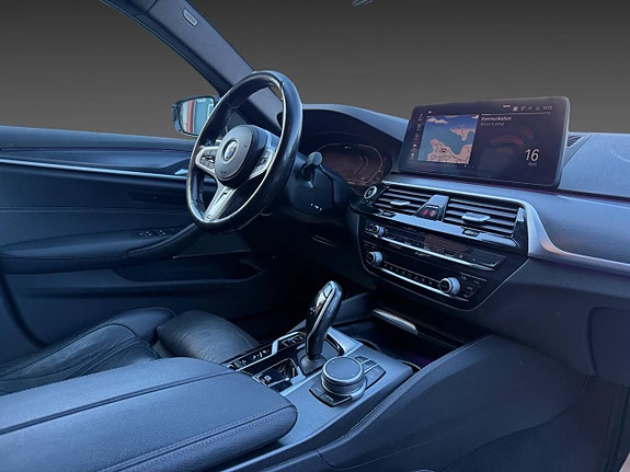 BMW 530e 12 of 22