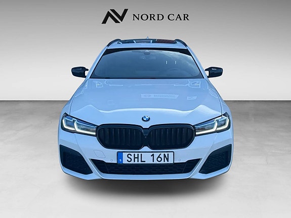 BMW 530e 2 of 22