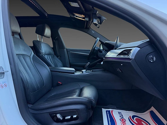 BMW 530e 13 of 22