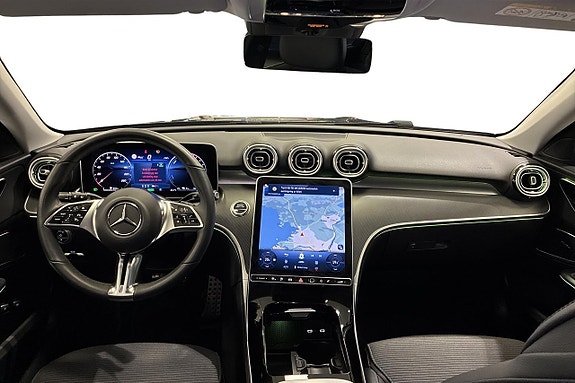 Mercedes-Benz C300 e 8 of 12
