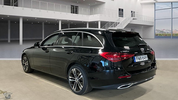 Mercedes-Benz C300 e 3 of 5