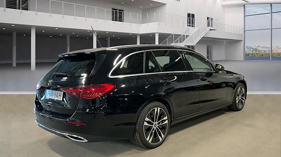 Mercedes-Benz C300 e 5 of 5