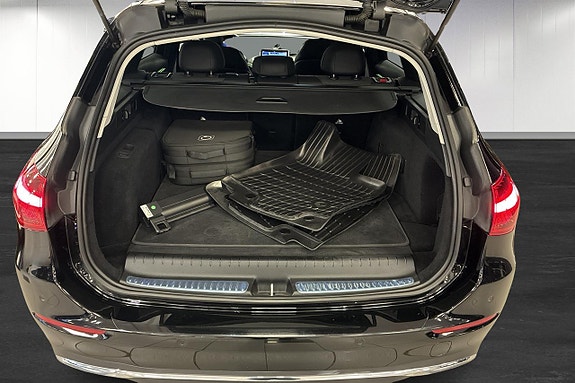Mercedes-Benz C300 e 12 of 12