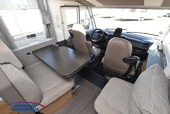 Adria SONIC 700 SC Axess 9 of 20