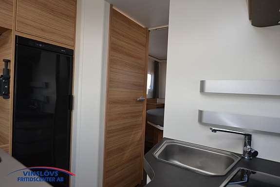 Adria SONIC 700 SC Axess 15 of 20