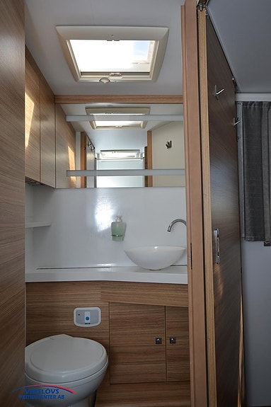 Adria SONIC 700 SC Axess 20 of 20