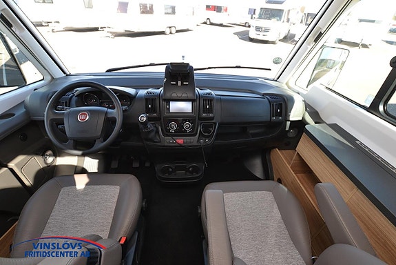 Adria SONIC 700 SC Axess 10 of 20