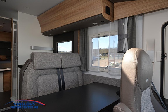 Adria SONIC 700 SC Axess 12 of 20