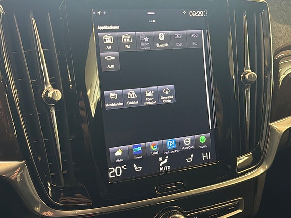 Volvo S90 24 of 25