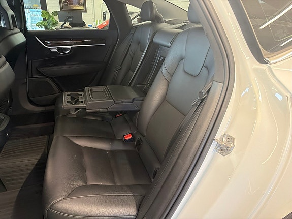 Volvo S90 20 of 25