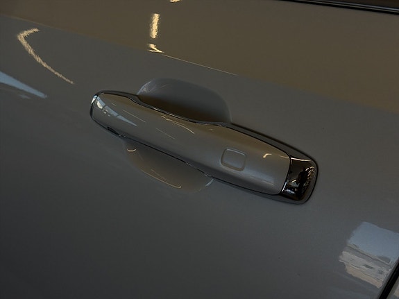 Volvo S90 14 of 25