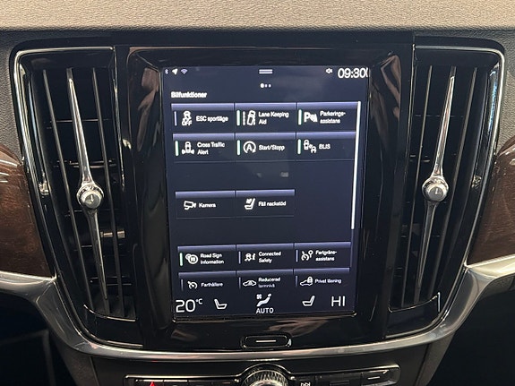 Volvo S90 25 of 25