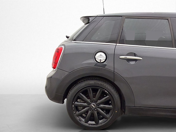 MINI Cooper SD 28 of 29