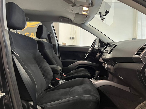 Mitsubishi Outlander 14 of 17