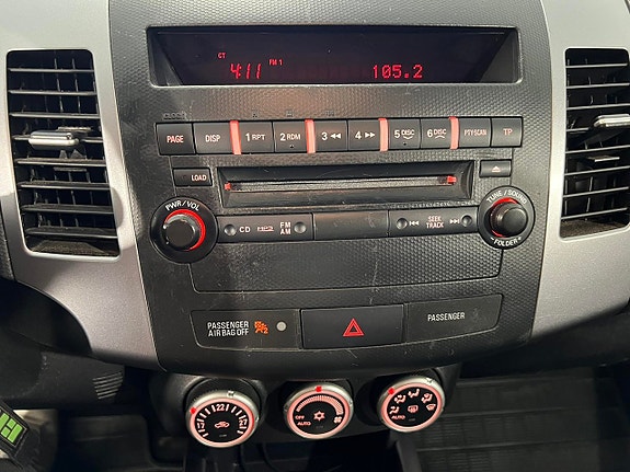 Mitsubishi Outlander 8 of 17