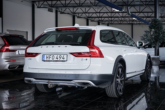 Volvo V90 Cross Country 6 of 30