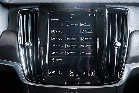 Volvo V90 Cross Country 21 of 30