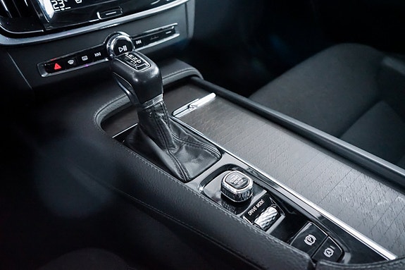 Volvo V90 Cross Country 20 of 30