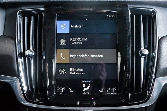 Volvo V90 Cross Country 16 of 30