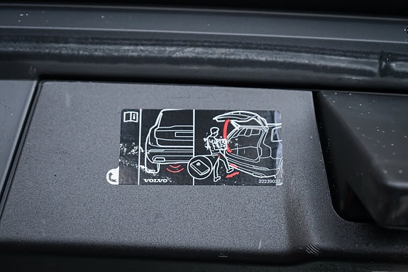 Volvo V90 Cross Country 12 of 30