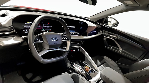 Audi Q5 7 of 14