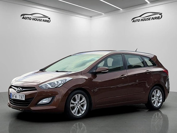 Hyundai i30 2 of 21