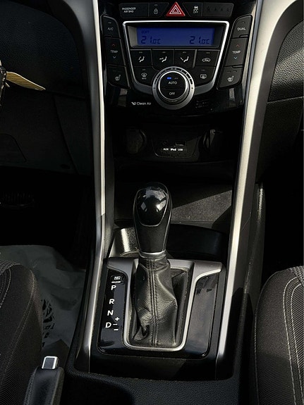 Hyundai i30 16 of 21