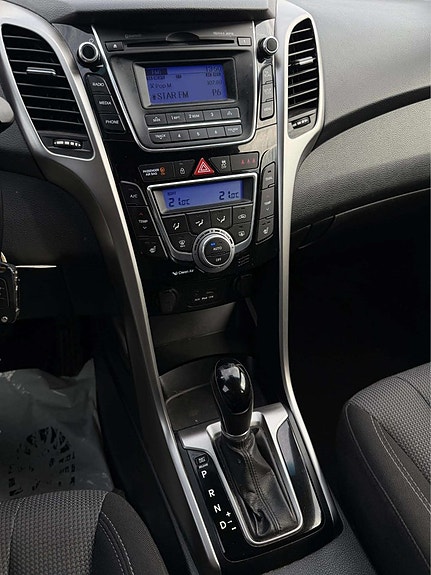 Hyundai i30 15 of 21