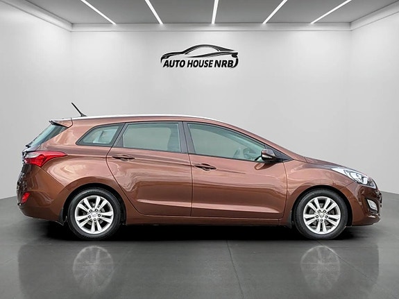 Hyundai i30 11 of 21