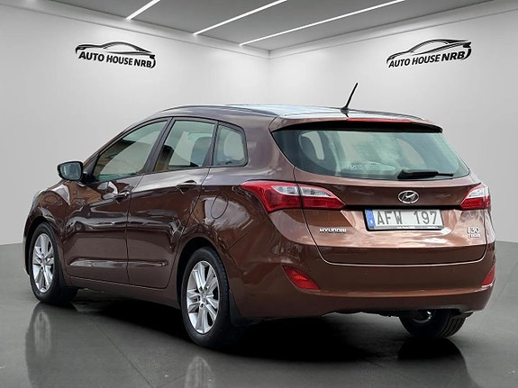 Hyundai i30 8 of 21