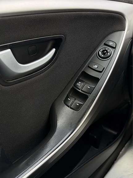 Hyundai i30 17 of 21
