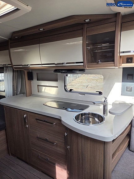 Knaus 580 UF Scandinavian Selection (Momsvagn) 4 of 9
