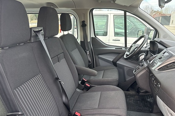 Ford Transit Custom 6 of 8