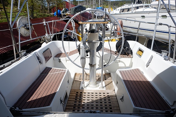 FIRST 375 (BENETEAU) — View photo 1