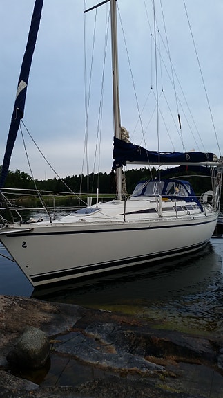 Beneteau First 375 2 of 5