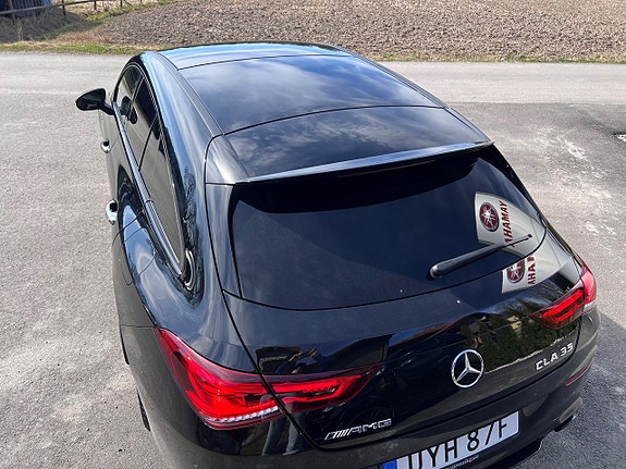 Mercedes-Benz CLA35 5 of 5